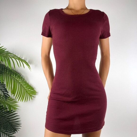 Brandy Melville Maroon Short Sleeve Ribbed Bodycon Mini T-Shirt Dress / OS - Picture 1 of 6